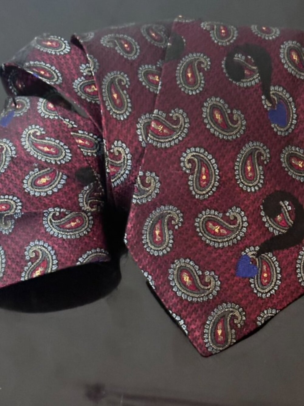 Moschino Question Mark Paisley Tie Solid Silk Necktie Burgundy Maroon Splatters